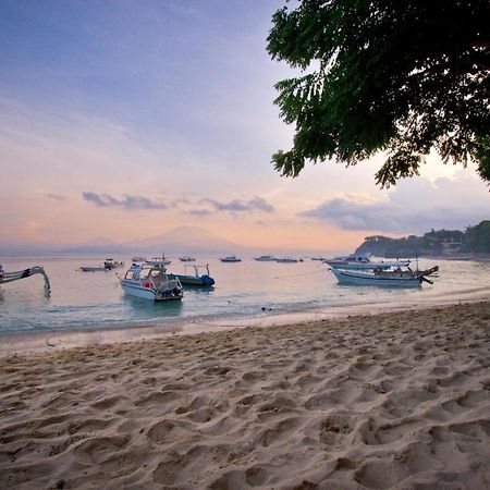 Lumbung Bali Huts Hotel Nusa Lembongan  Exterior photo