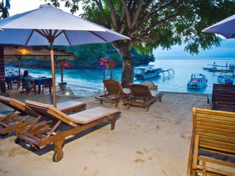 Lumbung Bali Huts Hotel Nusa Lembongan  Exterior photo
