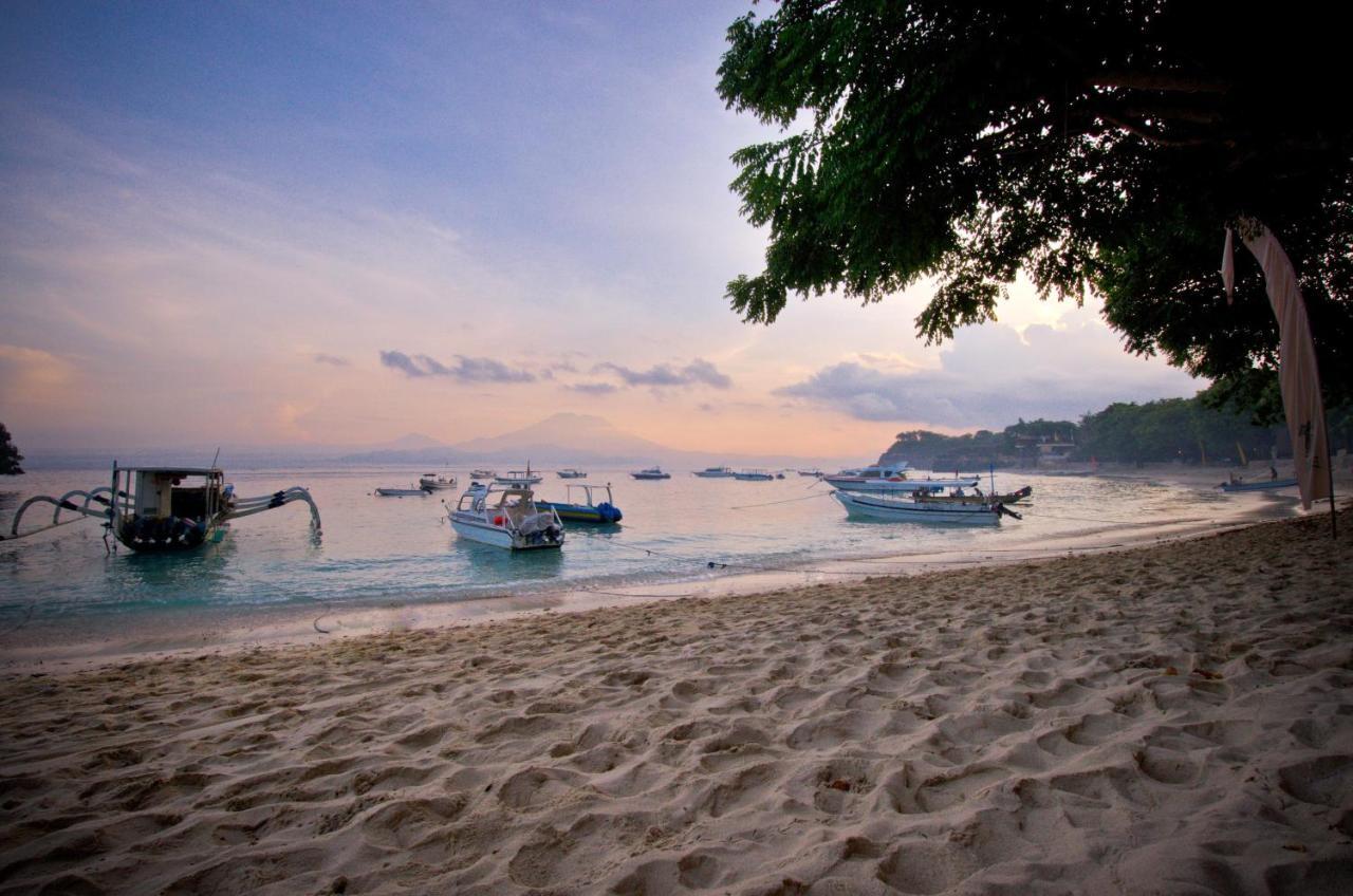 Lumbung Bali Huts Hotel Nusa Lembongan  Exterior photo