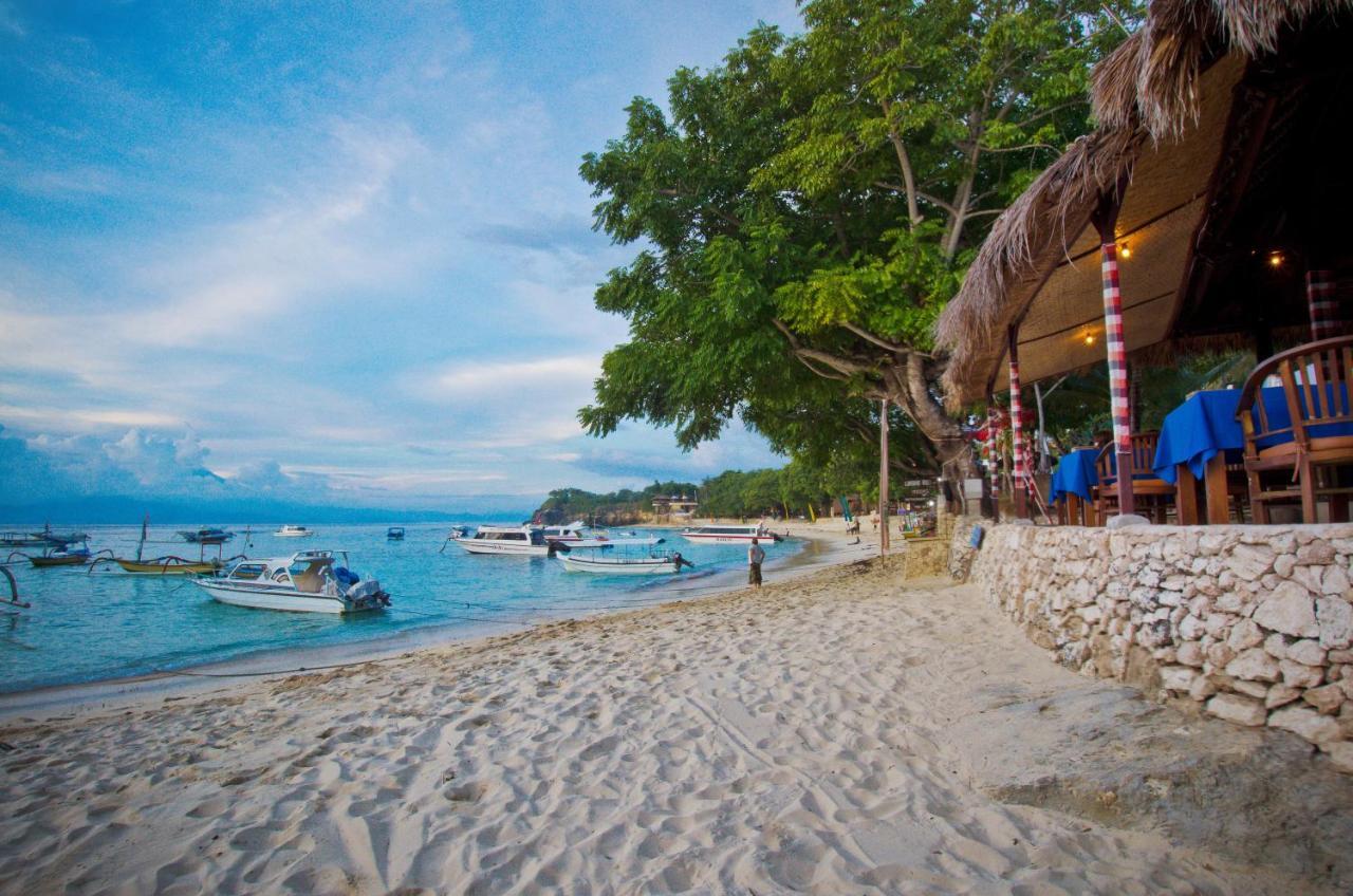 Lumbung Bali Huts Hotel Nusa Lembongan  Exterior photo